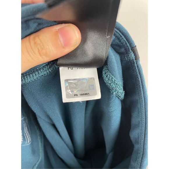 The North Face Teal Blue Green Cropped Midrise workout leggings size Small - Picture 10 of 10